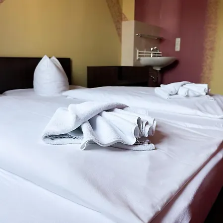 Holi-berlin Hotel 3*