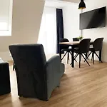 公寓式酒店 Holi 3*