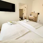 Apart-hotel Holi 3*
