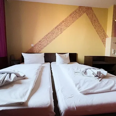 Holi Lägenhetshotell