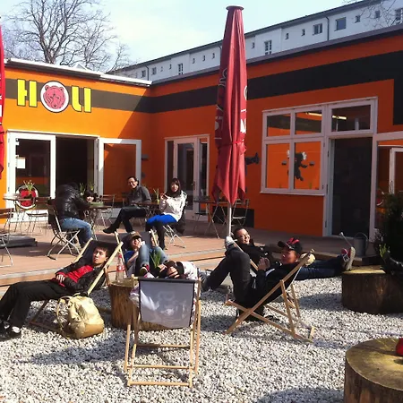 Holi Lägenhetshotell