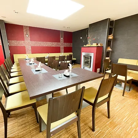 Holi Lägenhetshotell 3*