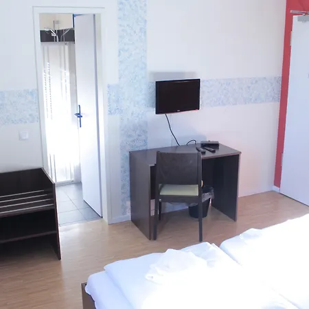 Apartmanhotel Holi 3*