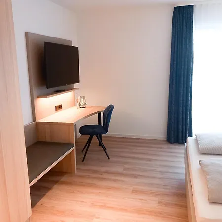 アパートホテル Holi 3*